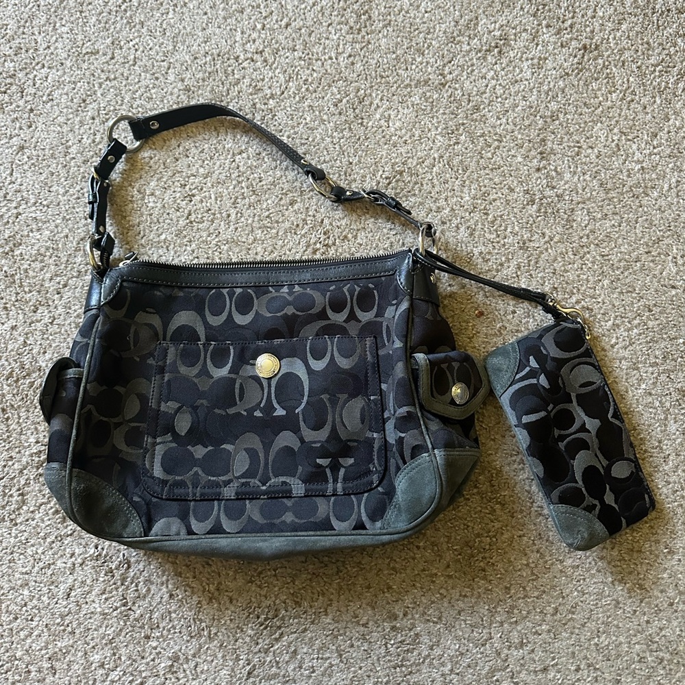 Coach shoulder bag with matching wristlet